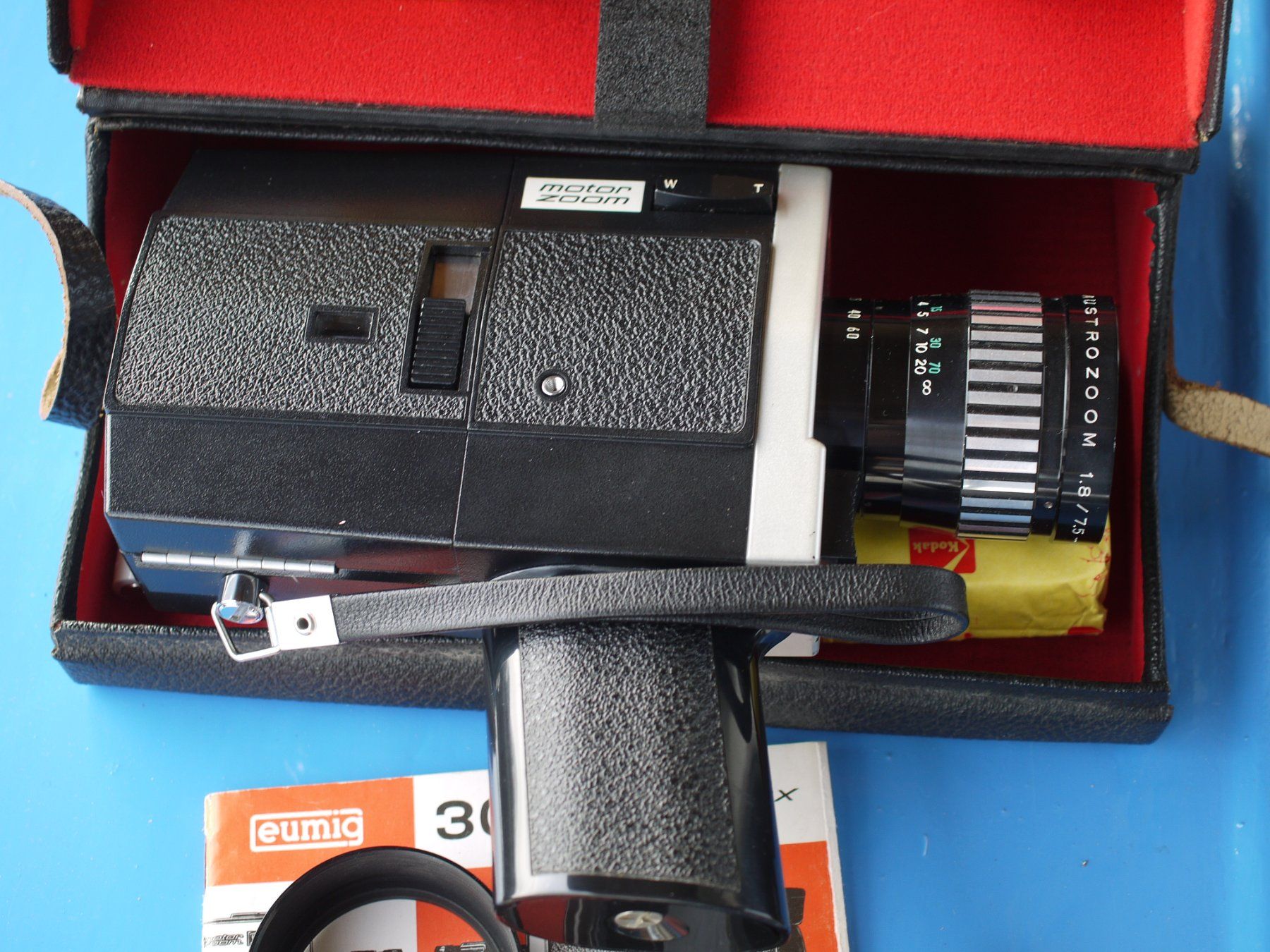 Eumig Fotocamera: Eumig 308 Zoom reflex Kamera mit Original Etui – Usato da Gross venduto da Retro20 2