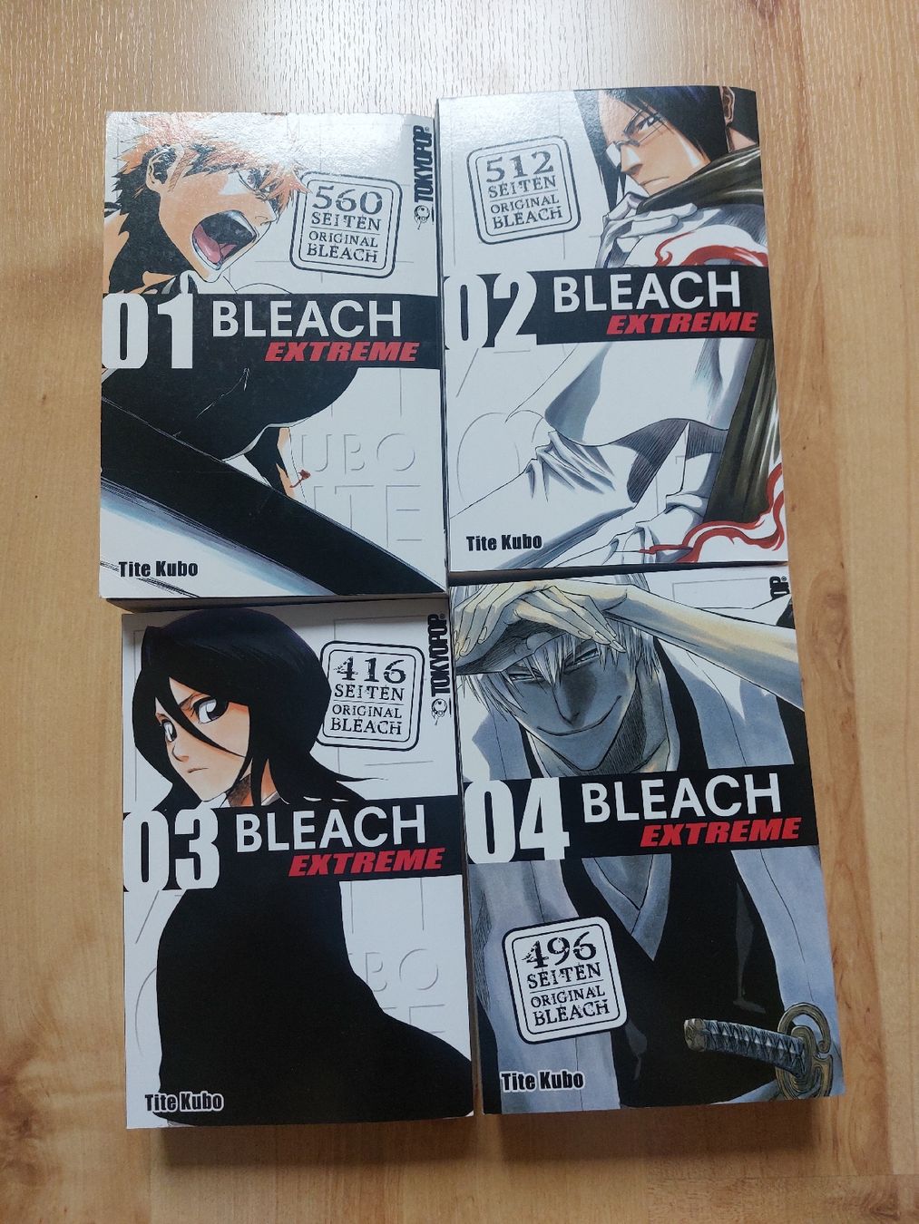 BD: Bleach EXTREME 01-04 Manga  – D'occasion à Brunnen par livasophiaa