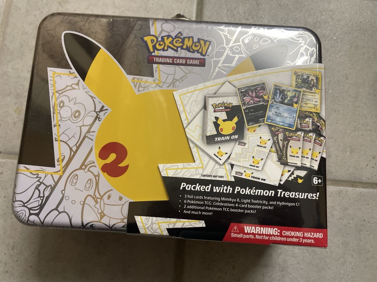 Pokémon Carte collezionabili: Celebrations Pokemon Chest Englisch Koffer – Nuovo e nell'imballaggio originale da Bazenheid venduto da Toulouse12