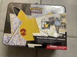 Celebrations Pokemon Chest Englisch Koffer