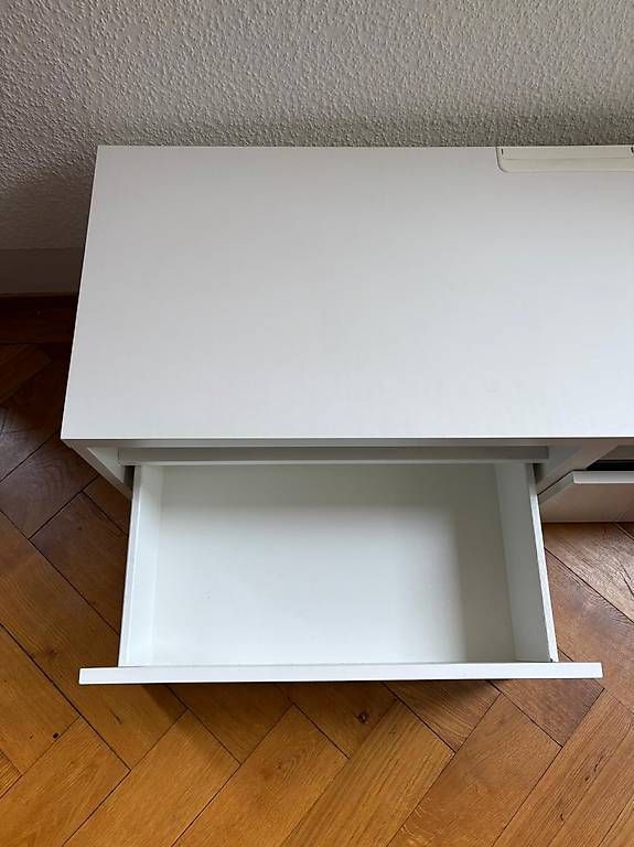 TV Möbel: Meuble TV – Gebraucht aus Lausanne von pig_j9x7 1