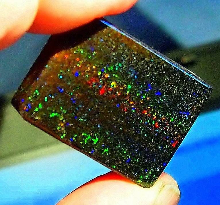 Pietre preziose: 51,2 CT. Andamooka-Opal. selten starke Farbfunken – Nuovo e nell'imballaggio originale da Reinach BL venduto da Marcopal 1