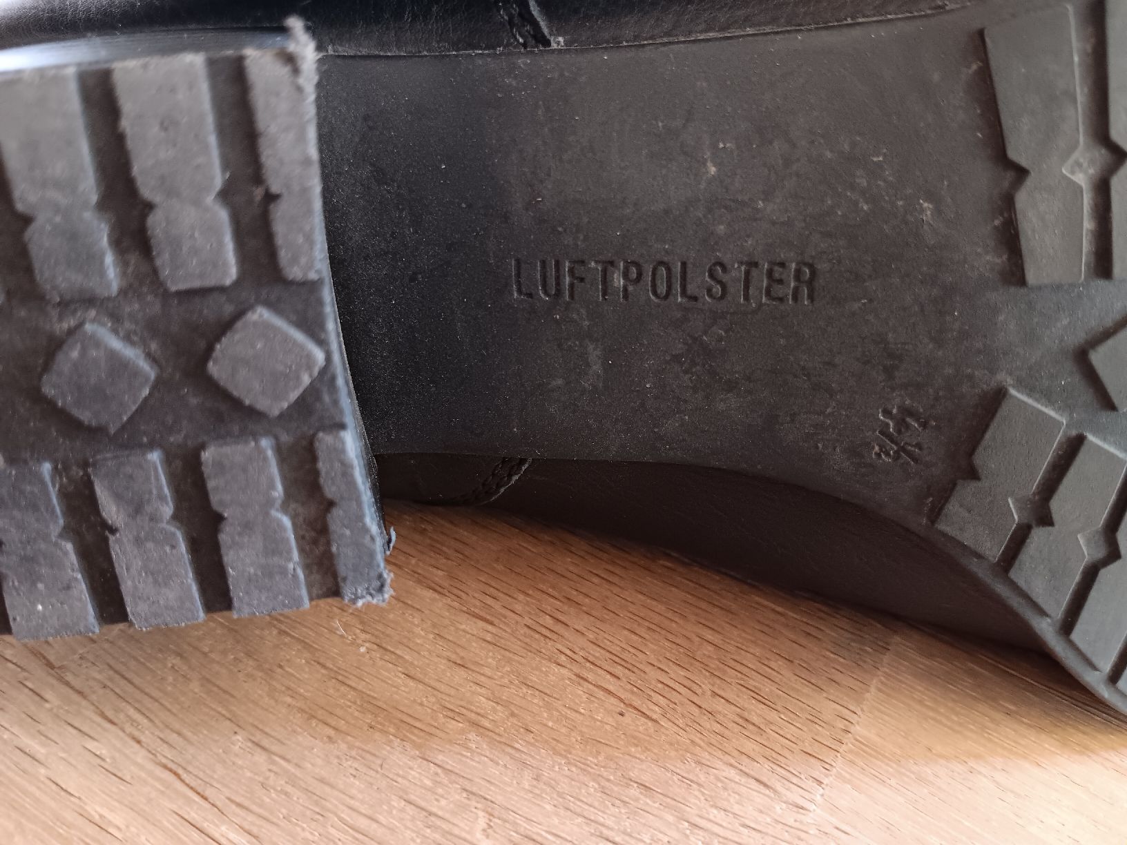 Damenschuhe: Damen stiefel aus echtem leder 37.5 – Gebraucht aus Mörel von MJoaoCosta 4
