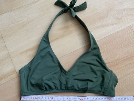 OVS Bikini Top, Grösse S, Olivgrün, neuwertig für den Sommer