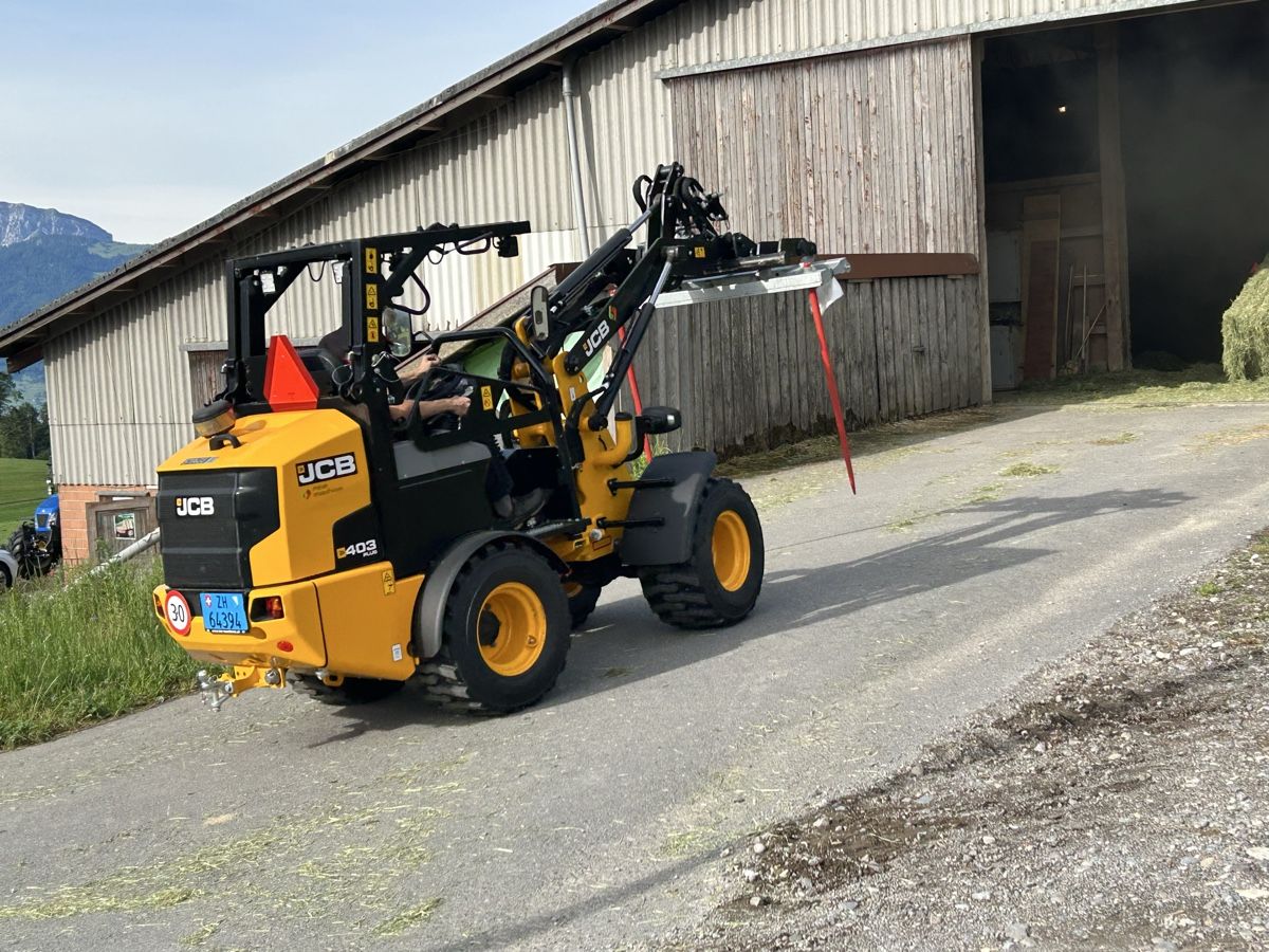 Jcb Caricatori: JCB 403 Plus Hoflader – Usato da Gebertingen venduto da man_f7xc 1