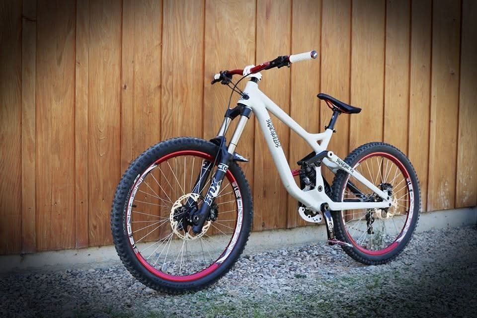 Commencal Velos: COMMENCAL SUPREME FR – Gebraucht aus Langnau i. E. von koebu01