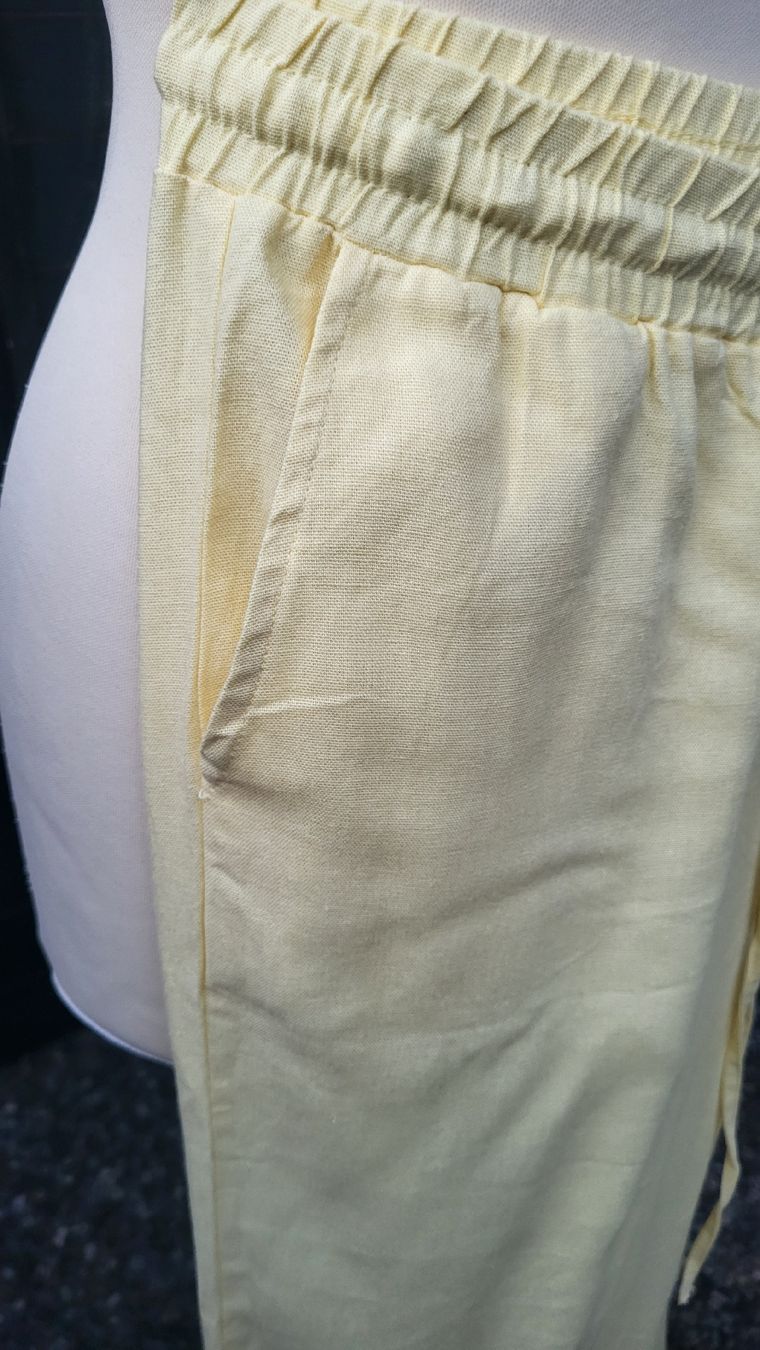 Pantalons: Pantalon palazzo jaune  – Neuf avec emballage d'origine à Fribourg par VictoriaShop7 3