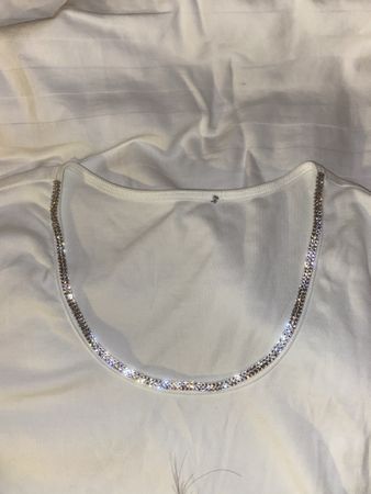 Weisses Shirt mit Strass, Grösse M