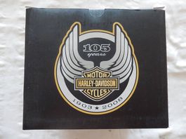 Box anniversaire 105ème Harley Davidson (casquette, pins,..)