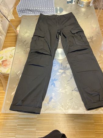 Cargo Hose Tommy Jeans Aiden Baggy schwarz Grösse 30/30