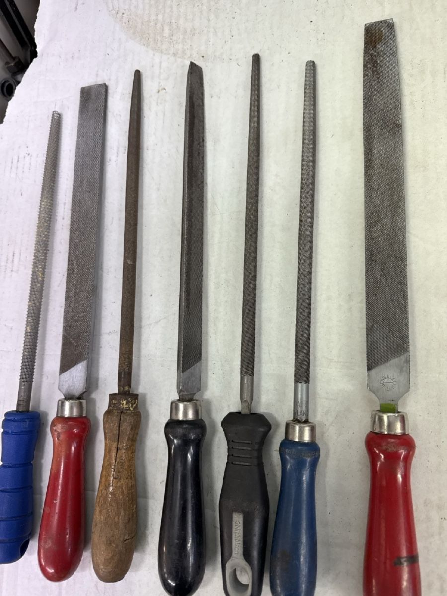 Tous les outils: 7 Feilen – D'occasion à Meienberg par sony252 2
