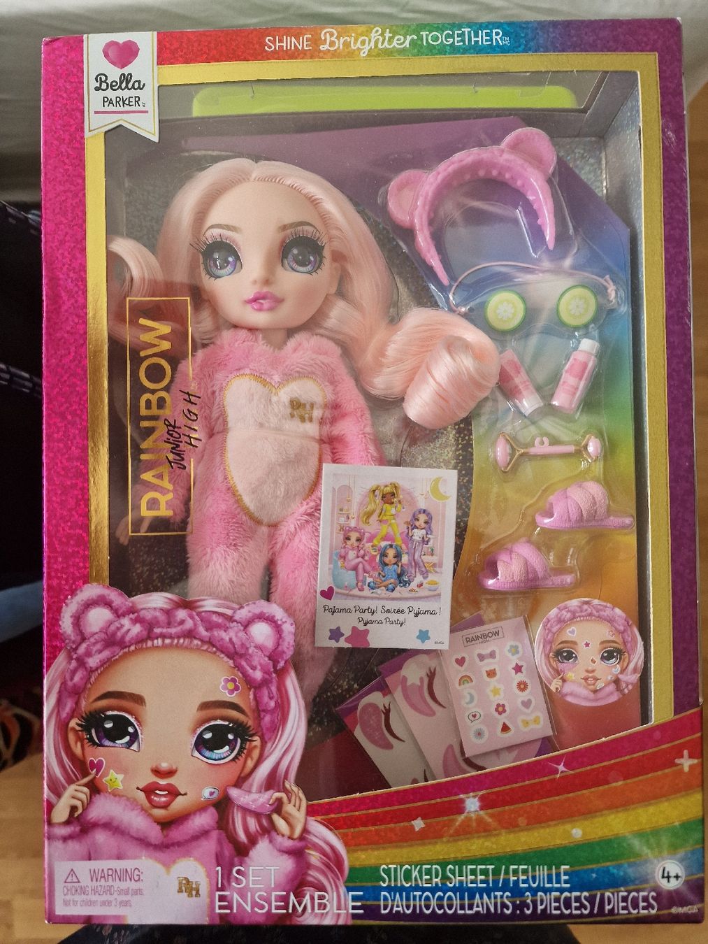 Puppen: Rainbow Junior High Bella Parker Doll New – Neu und originalverpackt aus Muri AG von yzh_v2k9