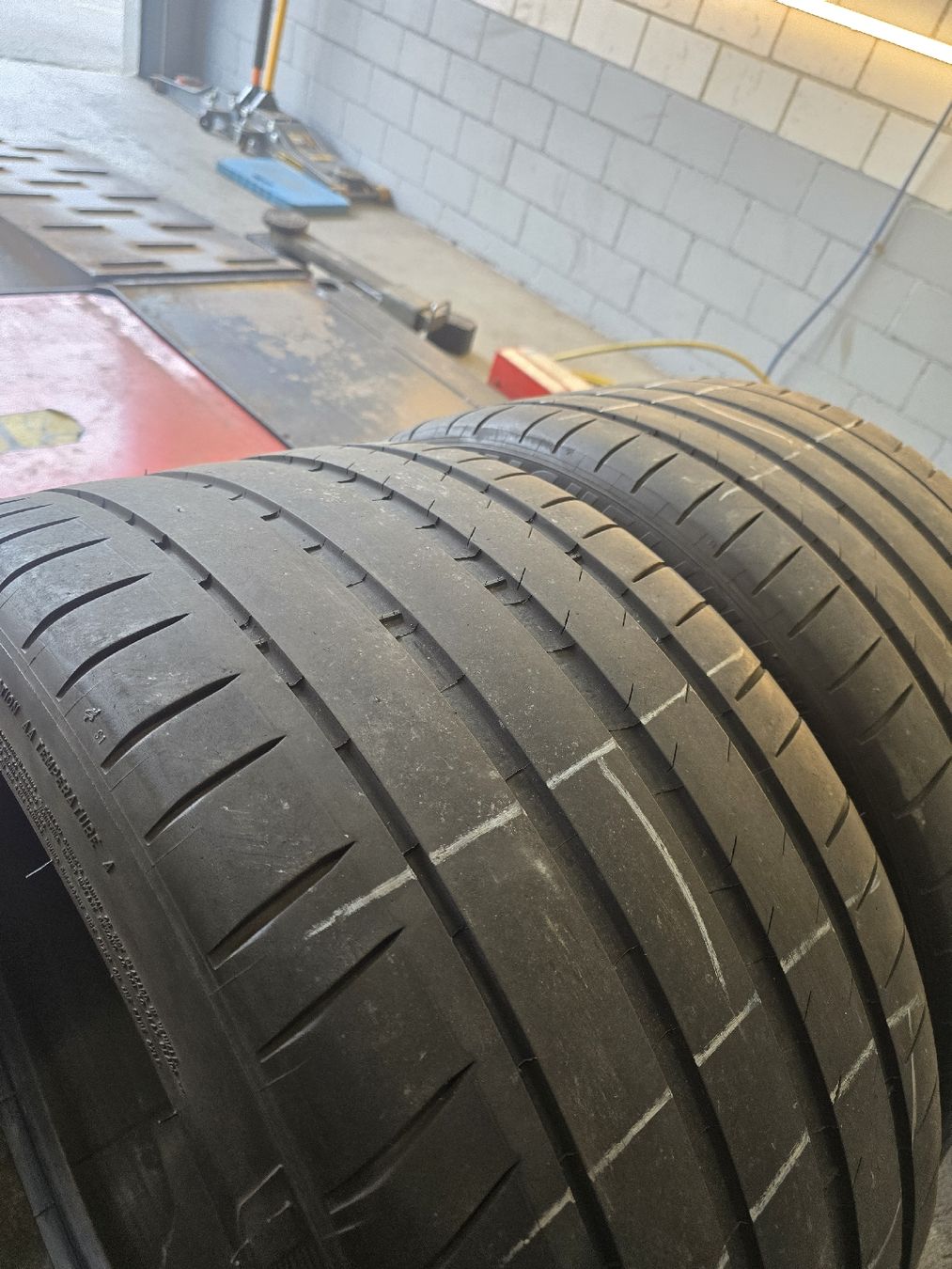 Michelin Pneumatici & Ruote complete: 325/30 R21 Michelin – Usato da Bilten venduto da lykuivku 1