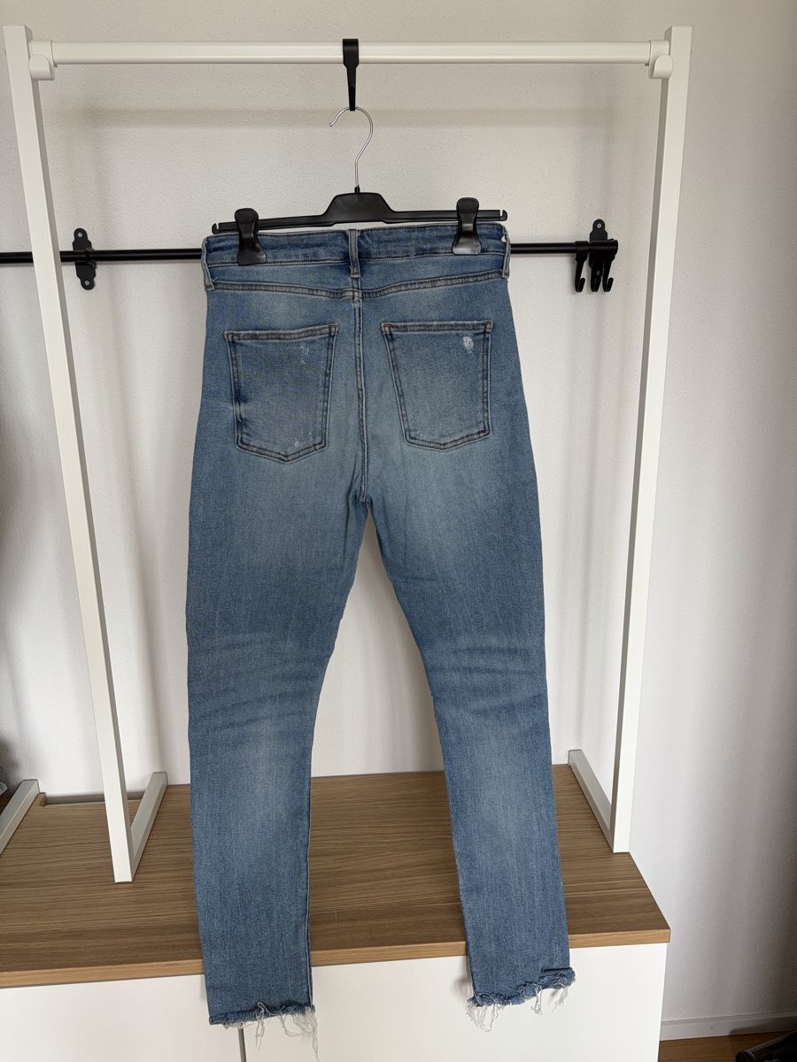 Zara Jeans: Zara Jeans, Grösse 42, blau – Usato da Emmenbrücke venduto da Leeaa.b 1