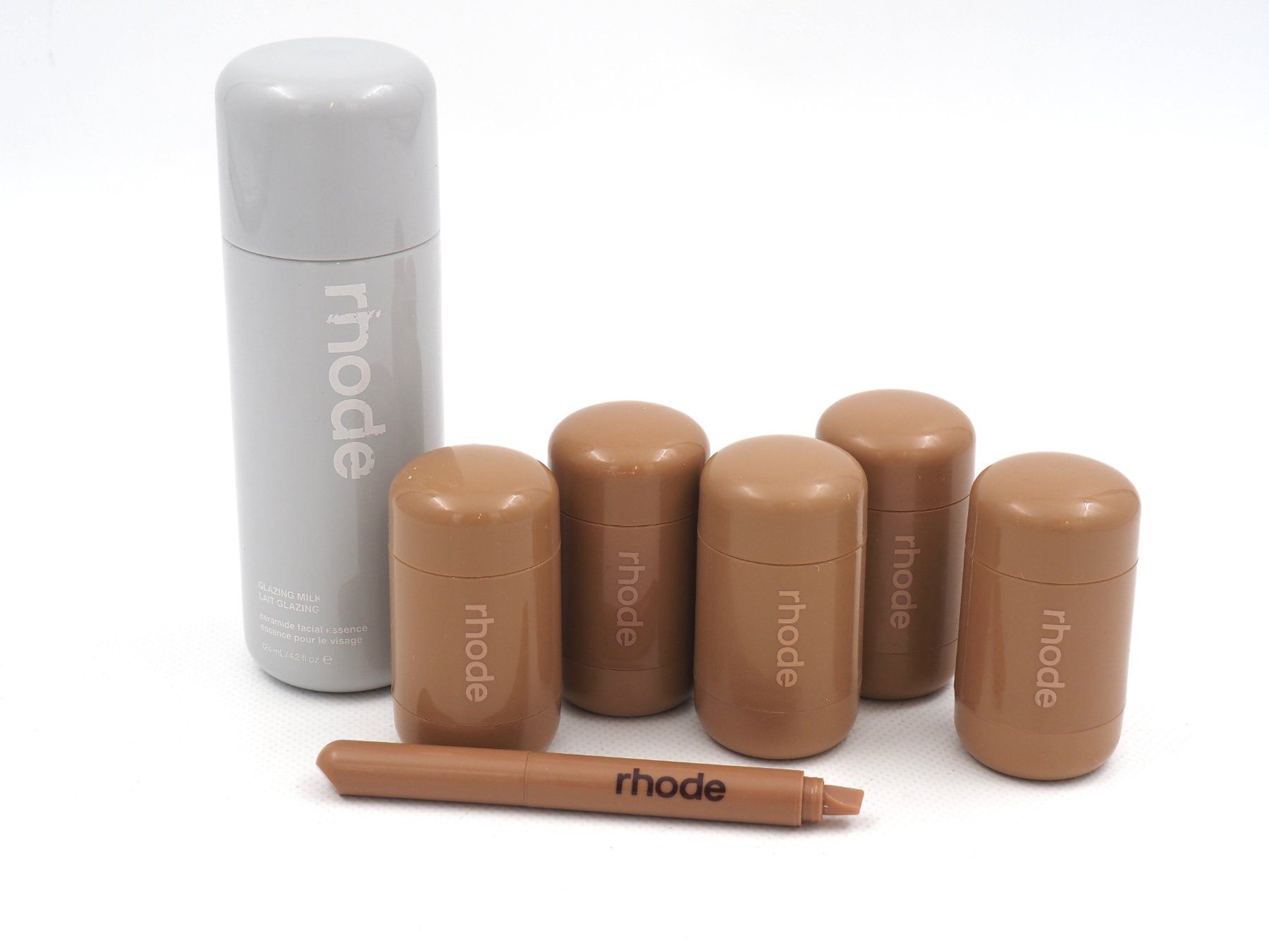 Make-up: RHODE Kosmetik-Set (26071017) – Gebraucht aus Zürich von fundsachenverkauf