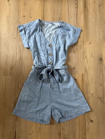 H&M Jumpsuit kurz hellblau Grösse XXS für Sommer