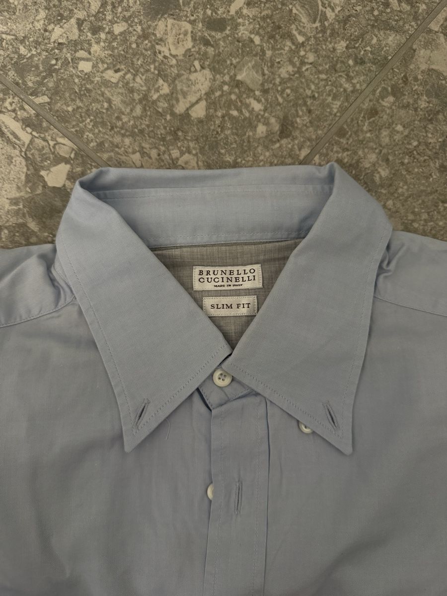 Brunello Cucinelli Camicie: Hemd BRUNELLO CUCINELLI Slim Fit hellblau Groesse L – Usato da Birmensdorf ZH venduto da nin.am 1