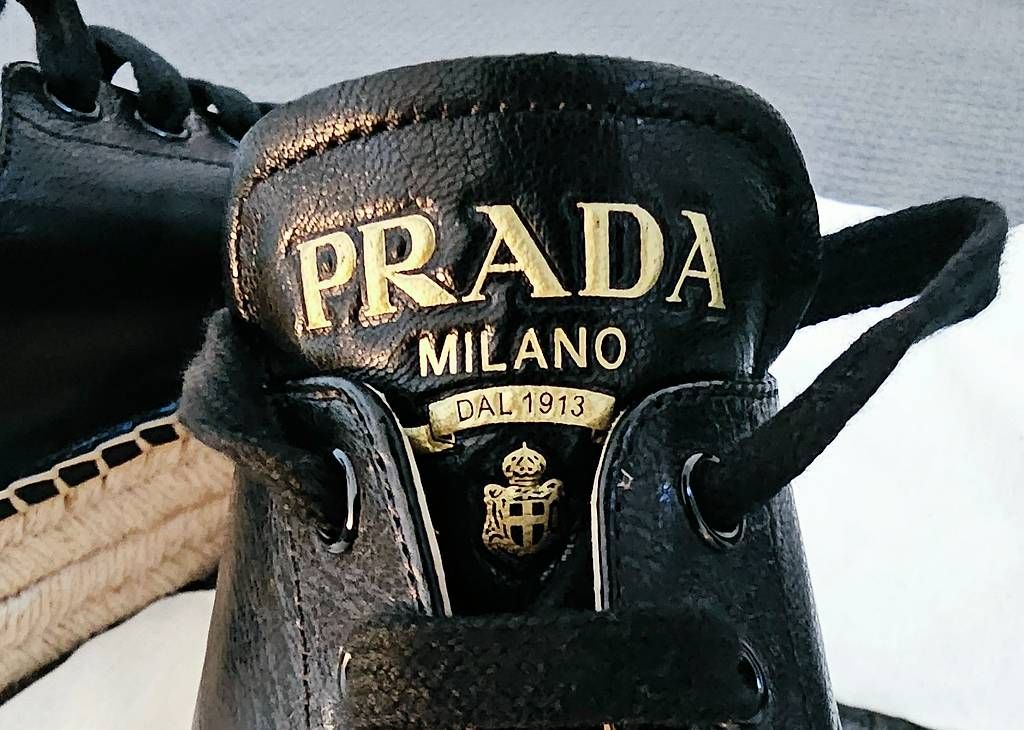 Scarpe da uomo: Vendo scarpa Prada – Usato da Ascona venduto da tam_b2fx