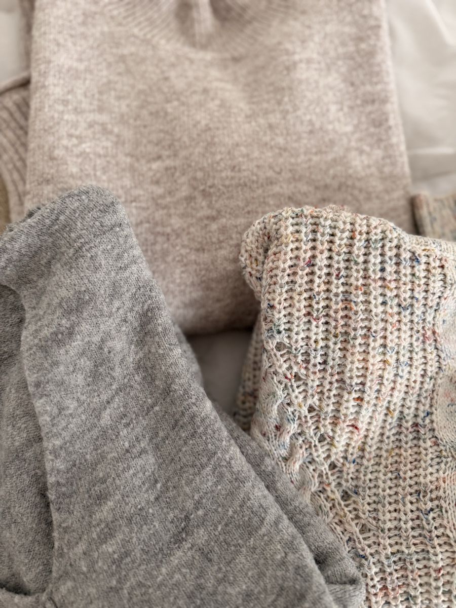 Lots de vêtements: Pullover  – D'occasion à Schmerikon par net_7kkw 1