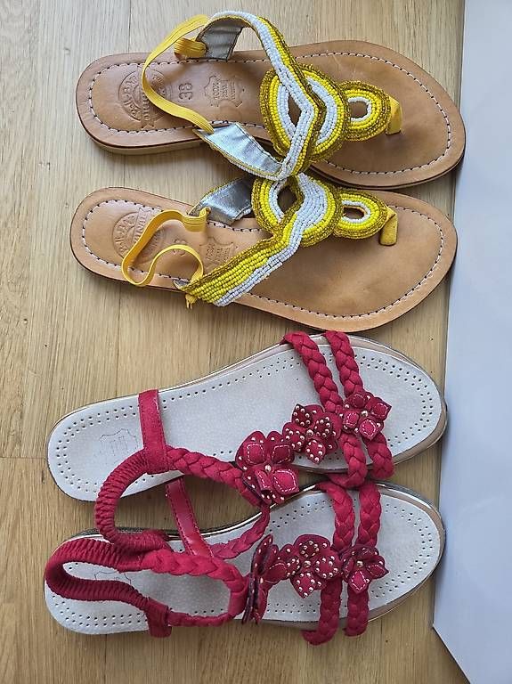 Chaussures femmes: Sandalen Damen 4er Set Grösse 38 – D'occasion à Zürich par nina46 2