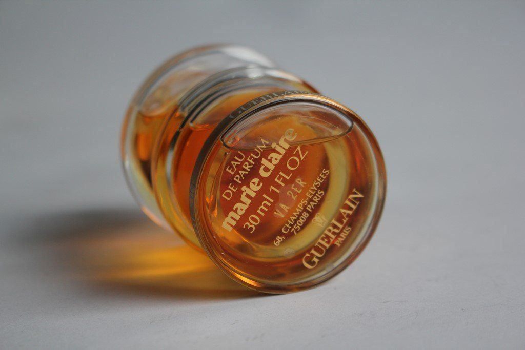 Guerlain Parfum & Eau de Toilette: GUERLAIN Parfum Marie Claire éd limitée – Gebraucht aus Vandoeuvres von Dom-Tom 3