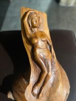 Holz Figur Frau Skulptur geschnitzt R. Z. Binden 1975