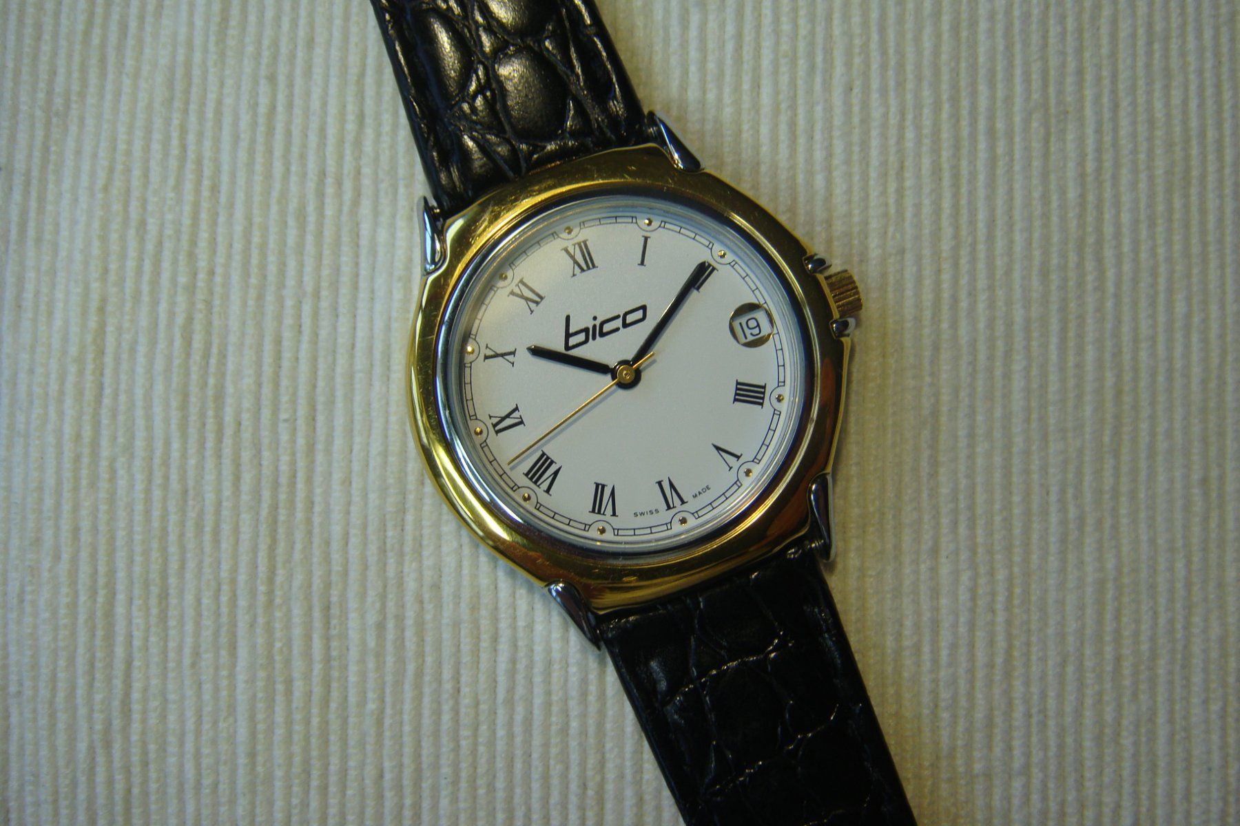 Mondaine Orologi: Mondaine Unisex – Nuovo (secondo la descrizione) da Emmenbrücke venduto da kuhn4951 4