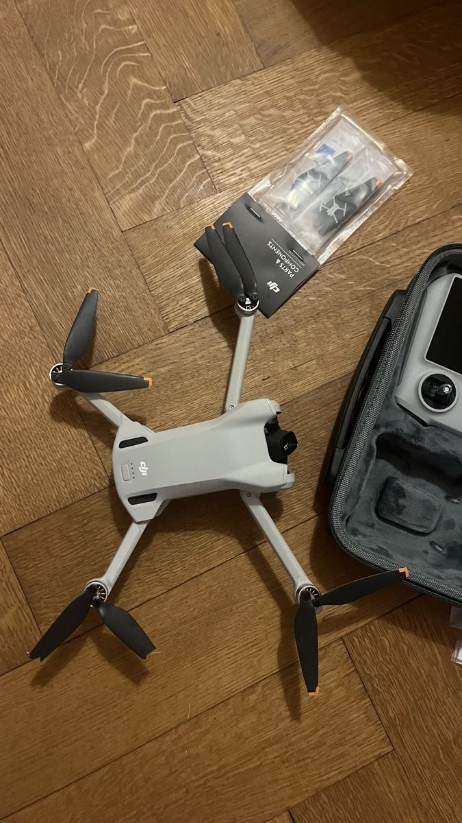 DJI Action Cam: Drohne DJI Mini 3 mit Controller (Touch Display Version) – Nuovo (secondo la descrizione) da Thierachern venduto da Jeshii 2