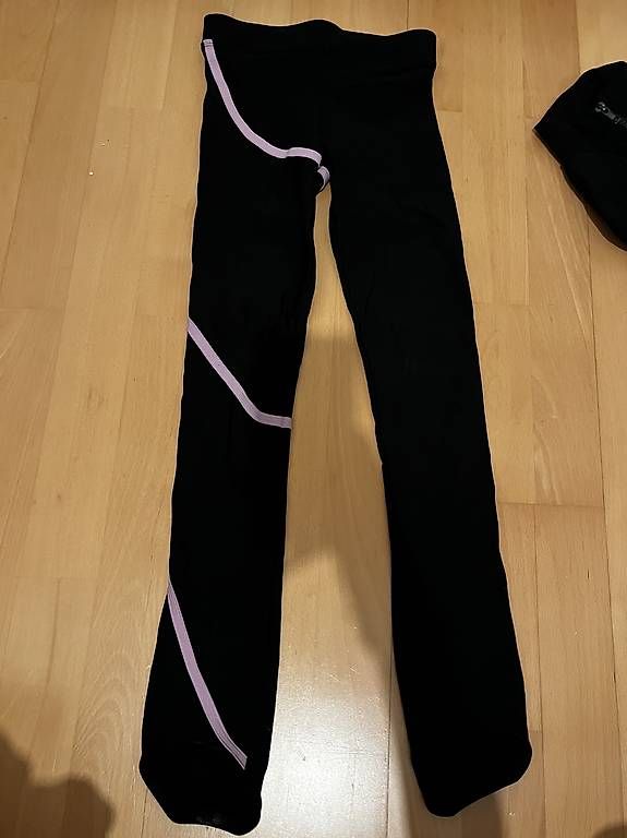Pattini da ghiaccio: Schlittschuhe inkl. Eiskunstlaufset – Usato da Allschwil venduto da ami_78mr 3