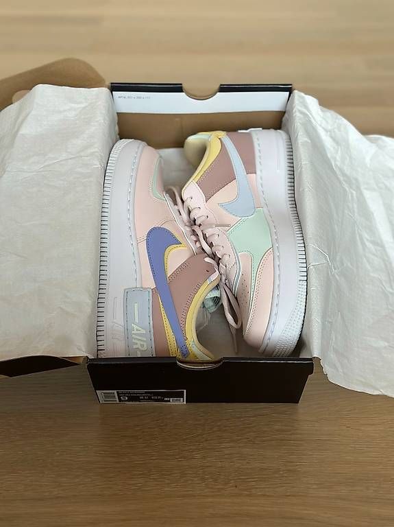 Scarpe da donna: WMNS Nike W AF1 SHADOW Pastell – Usato da St. Gallen venduto da Sabrinaaa 2