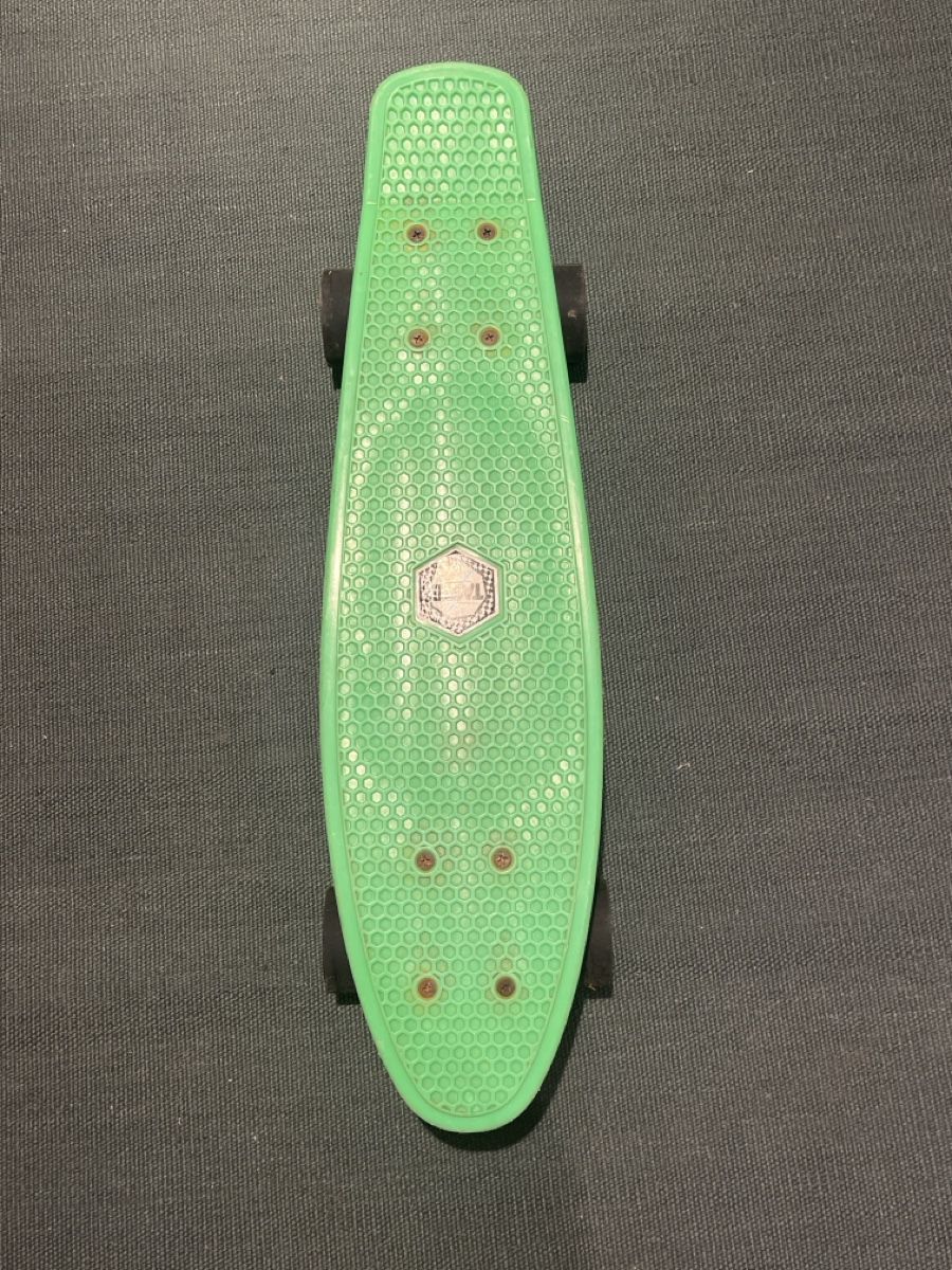 Penny Skateboards Skateboards: Penny Board grün – Gebraucht aus Schindellegi von Zurpan