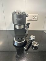 De'Longhi Dedica Schwarz