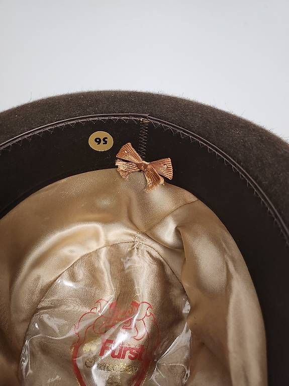 Copricapi, berretti & cappellini: Damenhut dunkelbraun  – Nuovo e nell'imballaggio originale da Zürich venduto da Rose_Marie 1