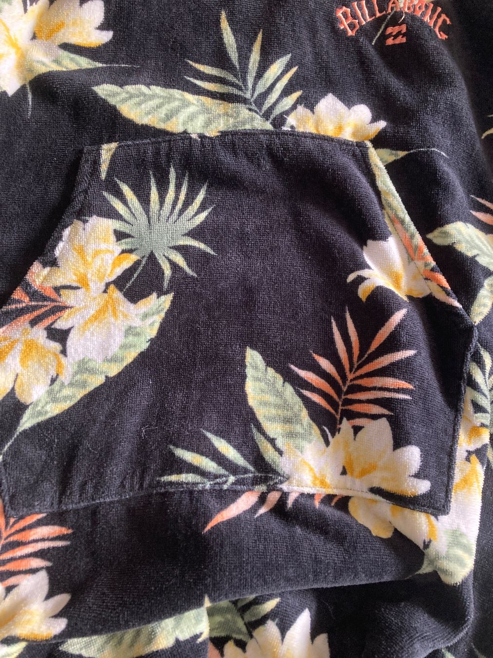 Peignoirs: Billabong Surf Poncho Damen Einheitsgrösse – D'occasion à Zürich par Frangipan23 1