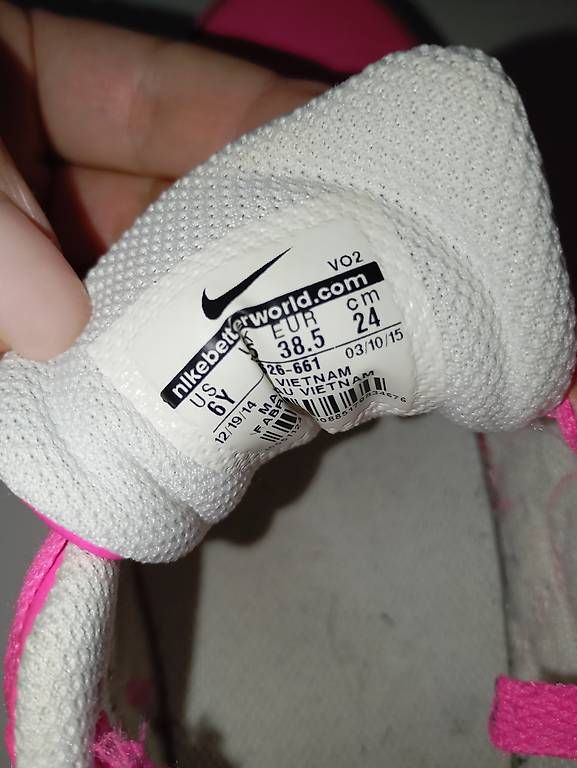 Damenschuhe: Nike Air Max Command 38.5 Neon Pink – Gebraucht aus Reinach BL von Vaglia 1