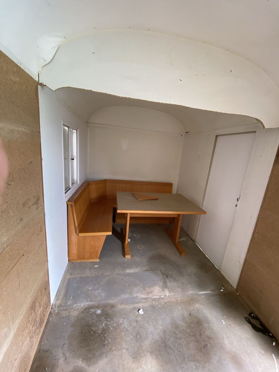 Rimorchi: Bauwagen/Mannschaftswagen – Usato da Oberönz venduto da formholz 4