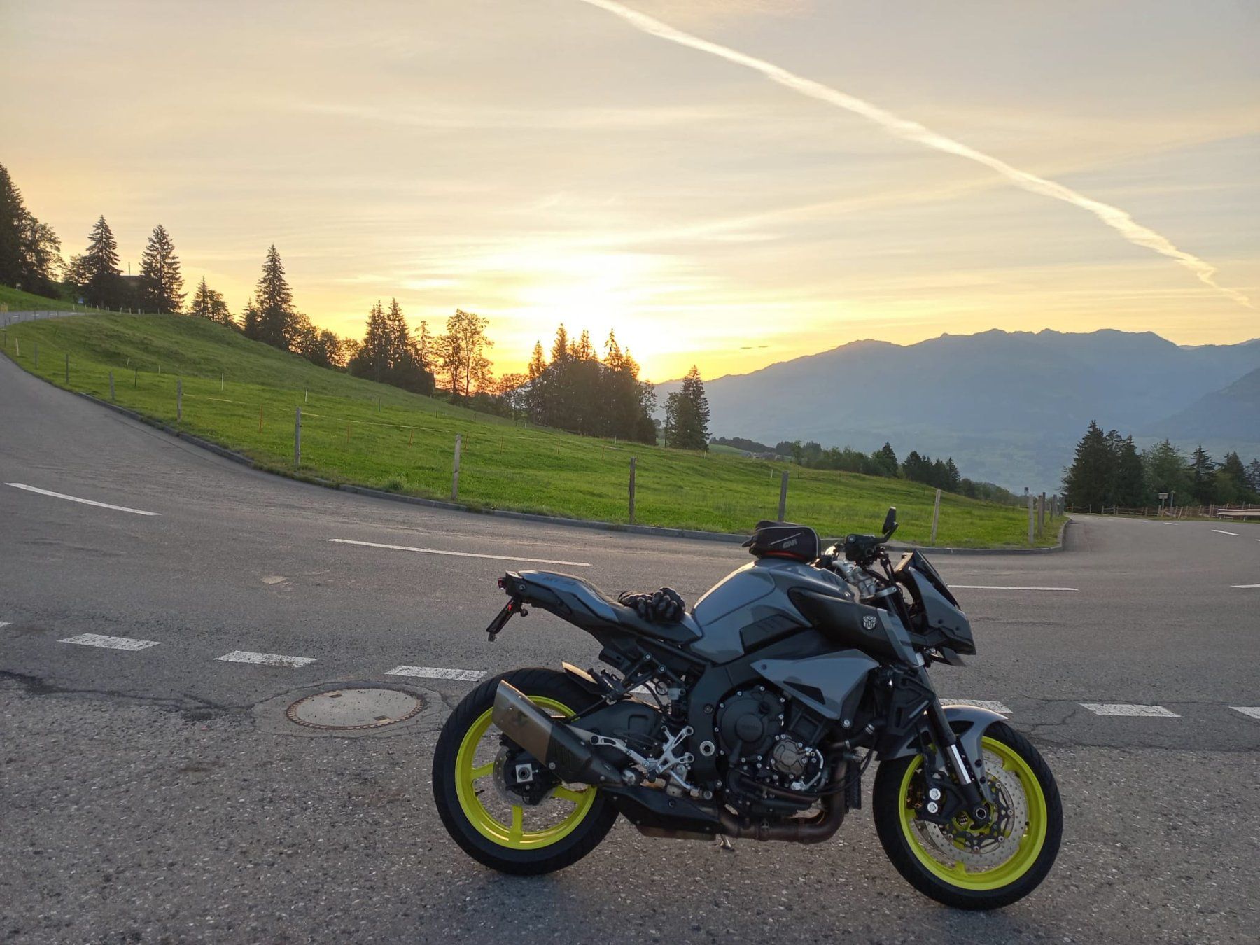 Yamaha Strada: Motorrad Yamaha MT10 (2017) – Usato da Nottwil venduto da luz_c6pb 1