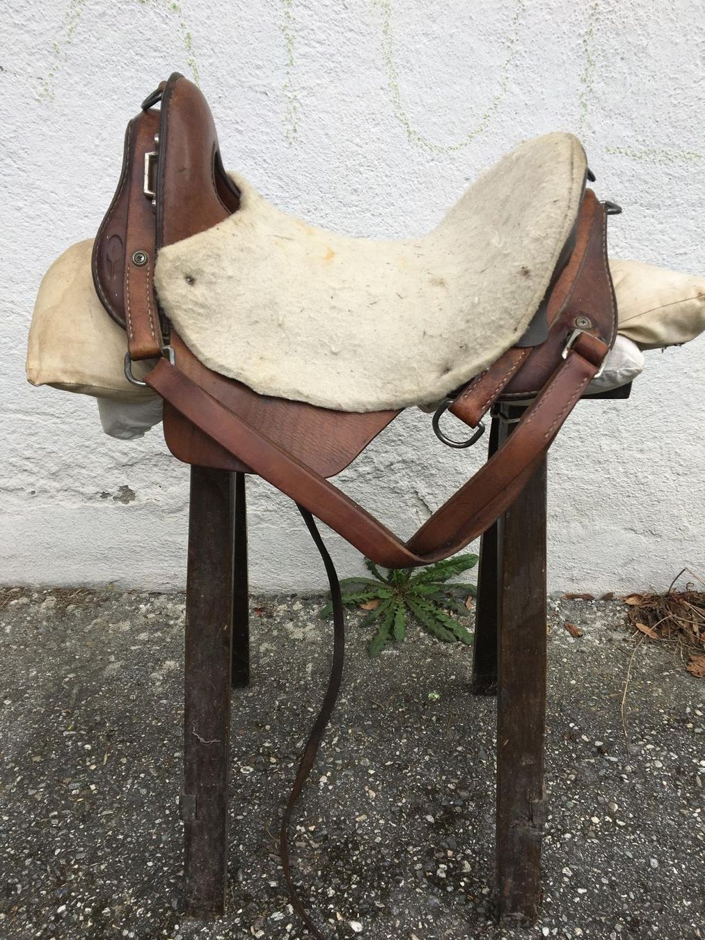 Selles, accessoires: Malibaud Randonnèe Sattel – D'occasion à Sagogn par papsmouk