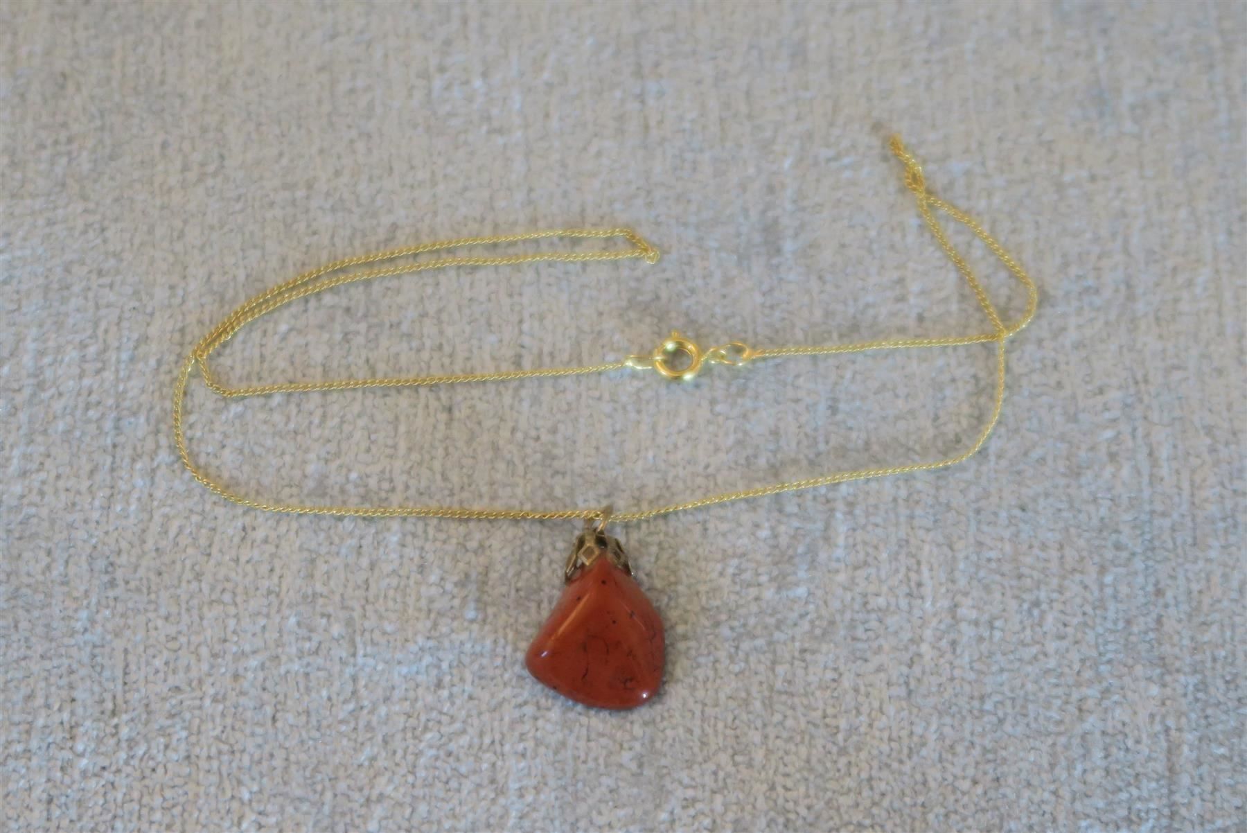 Catenine: Kette, Anhänger Jaspis – Nuovo (secondo la descrizione) da Brittnau venduto da marlenestone