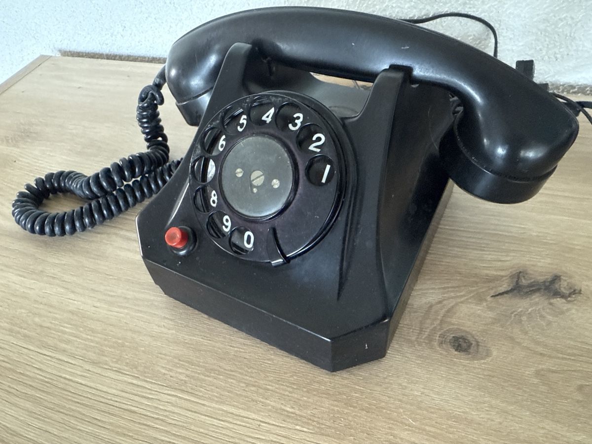 Swisscom Telefoni: Drehscheibentelephon – Usato da Horriwil venduto da Carrera68 3