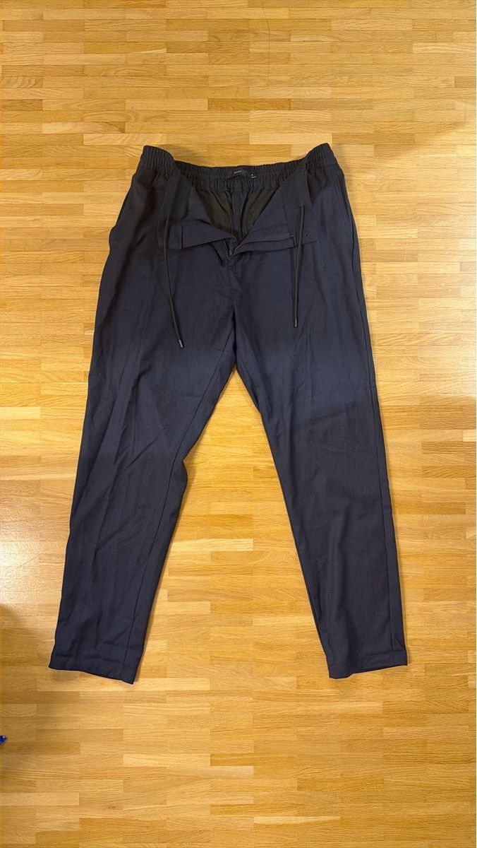 Pantaloni: Dunkelblaue Anzugshose - Suit, Grösse M – Usato da Zürich venduto da wid_f885