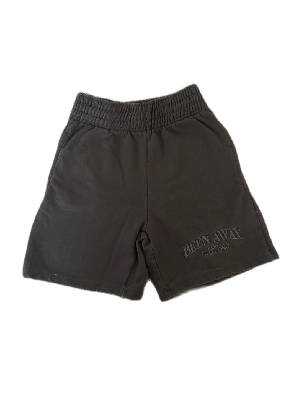 Bershka Pantaloni: Kurze, dunkelgraue Bershka Trainerhose – Usato da Jona venduto da c.ba35392