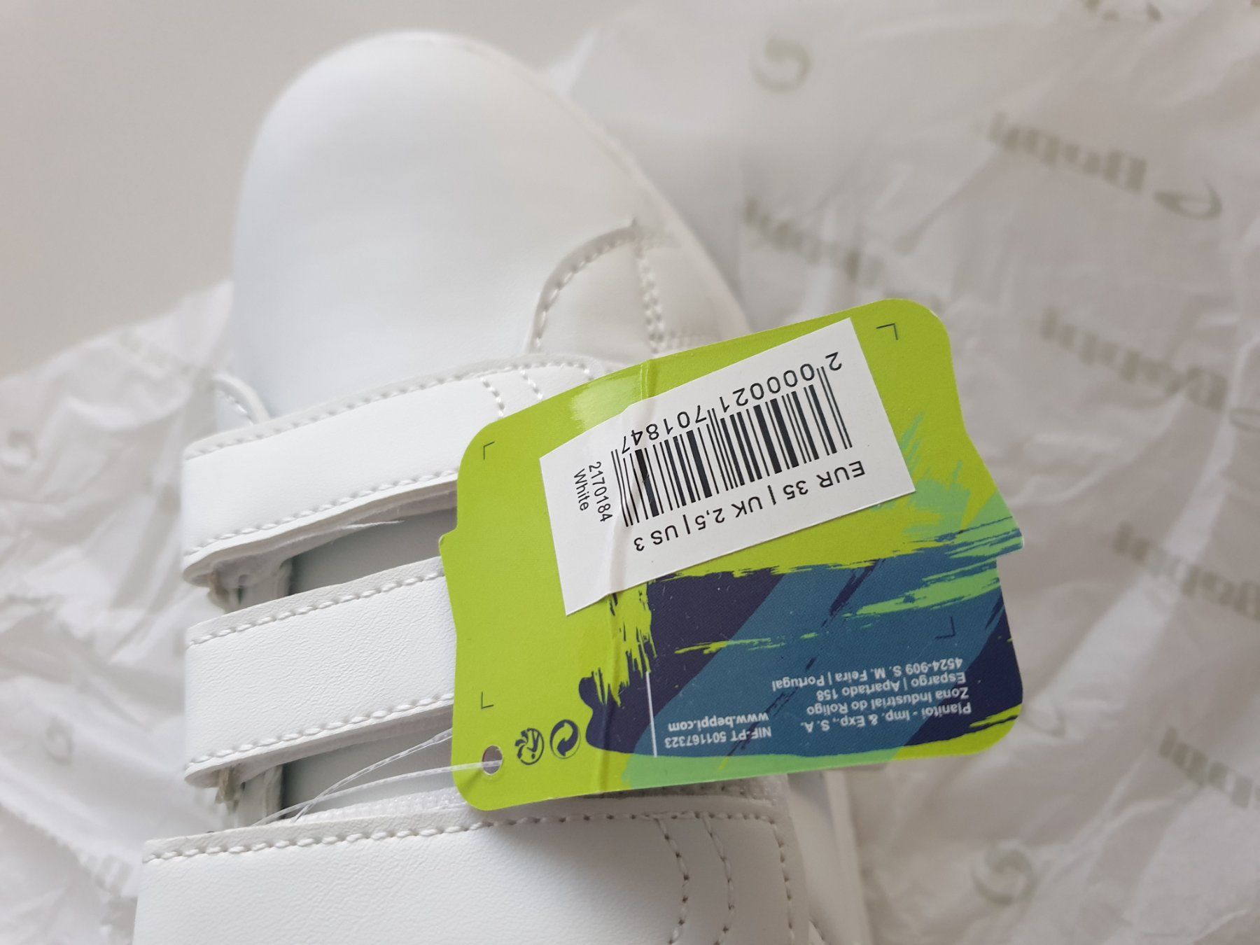 Scarpe per ragazze: Basket plate blanche T35 NEUVE – Usato da La Chaux-de-Fonds venduto da Cokecollection 4