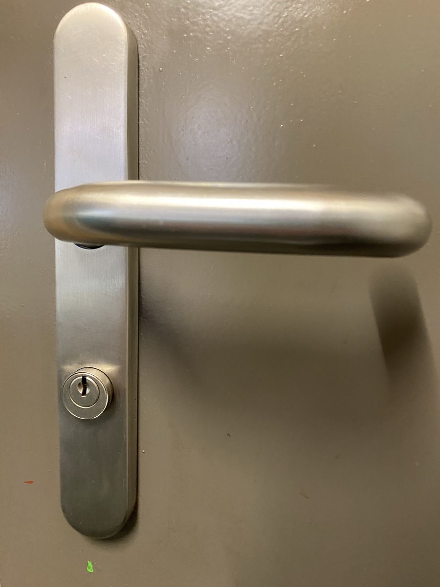 Porte: Porte coupe-feu J.P Marchand SA  – Usato da la chaux de fonds venduto da Britchon1 2