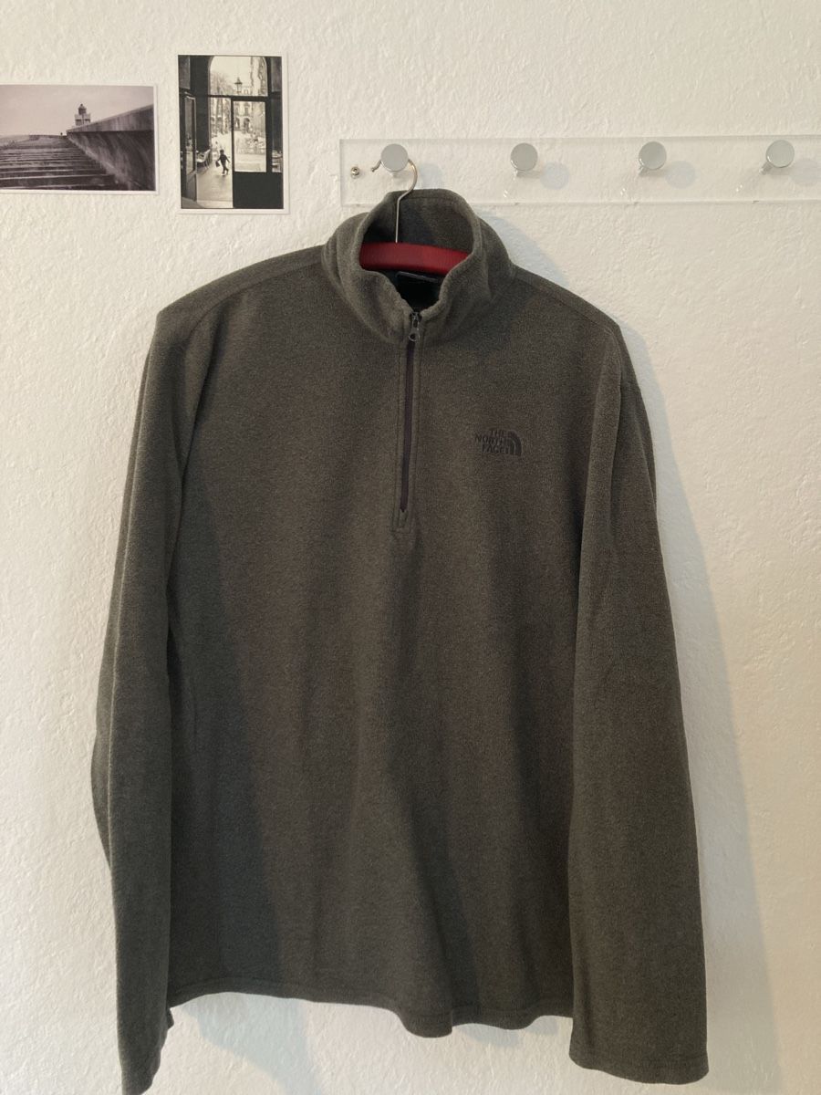 North Face Giacche: Retro North Face Fleece – Usato da Bern venduto da marionheiniger