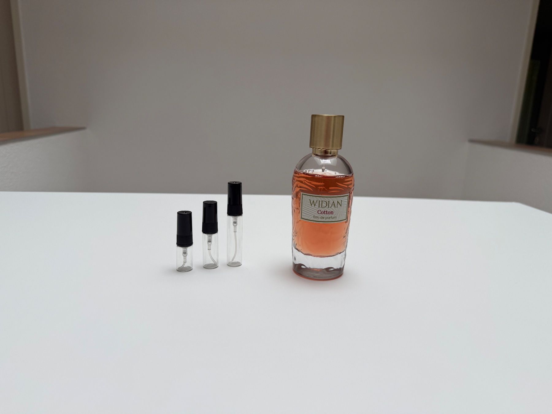 Profumi & Eau de Toilette: Widian Cotton Abfüllung 2ML – Nuovo (secondo la descrizione) da Laufen venduto da pocketscents_ch