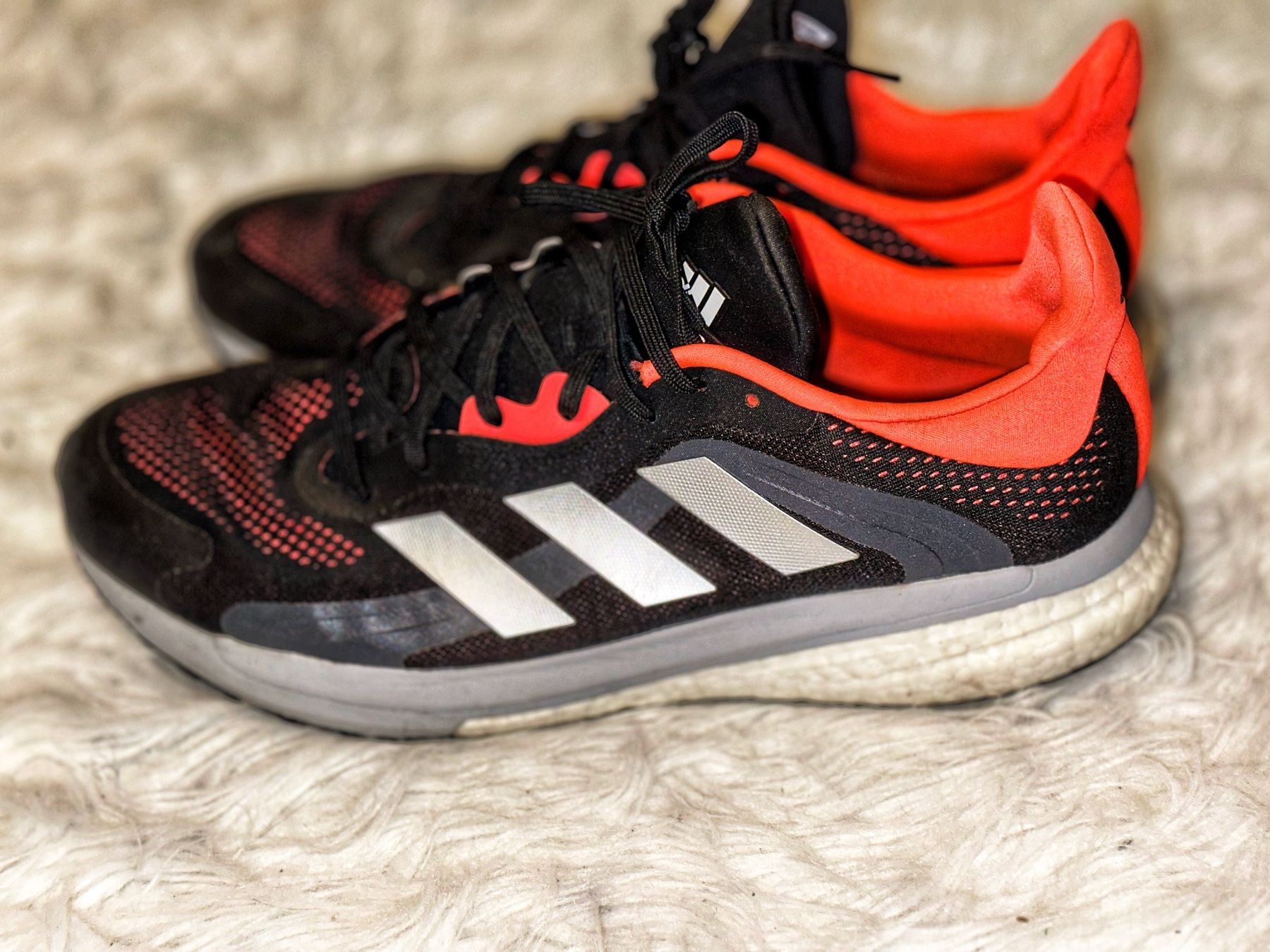 Adidas Scarpe da uomo: Adidas Solar Glide 4 ST Laufschuhe – Usato da Kriens venduto da saleworld 2