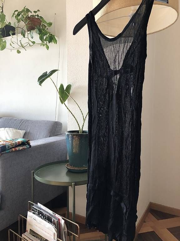 Kleider: Robe designer Louise Della taille 42 – Gebraucht aus Pully von Ann-Telenn 1