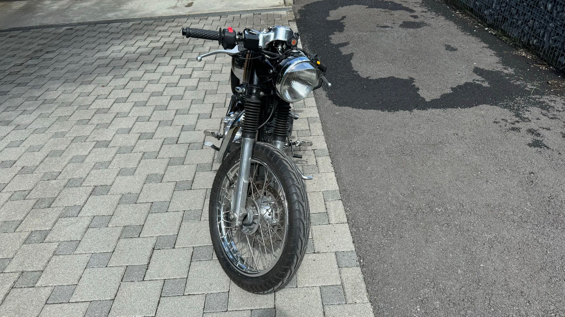 Royal Enfield Chopper: Motorrad ROYALE-ENFIELD Bullet EFI 500 – Usato da Aeschlen venduto da Cottage 2
