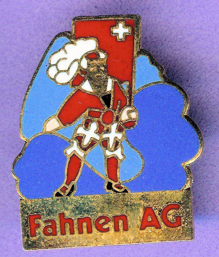 Placchette & Badge: Wappen & Uniform   SCHWYZ – Usato da Winterthur venduto da Sammleroase